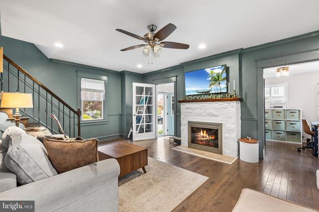 2420 WYNNEFIELD DR, Havertown, PA 19083