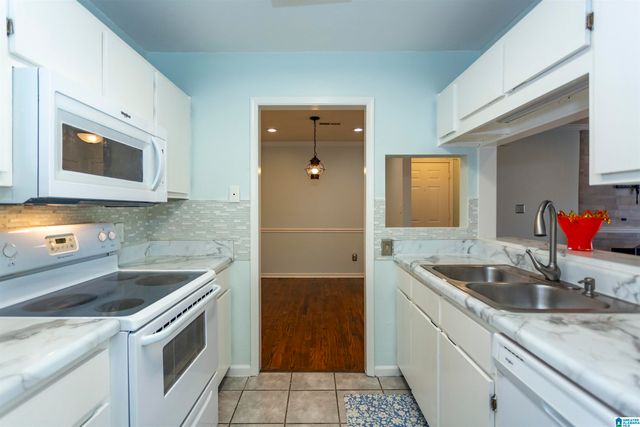 1207 Morning Sun Dr, Birmingham, AL 35242