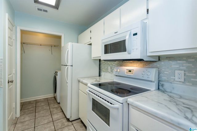 1207 Morning Sun Dr, Birmingham, AL 35242