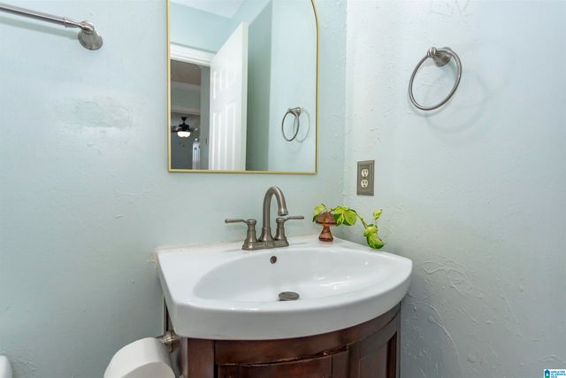 1207 Morning Sun Dr, Birmingham, AL 35242