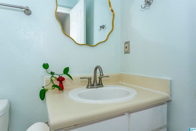 1207 Morning Sun Dr, Birmingham, AL 35242