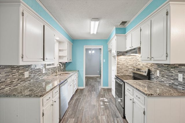 2308 Royal Lane, Greenville, TX 75402