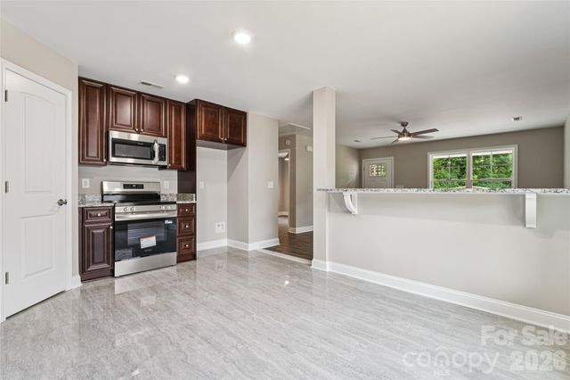 209 W 17th Street, Kannapolis, NC 28081