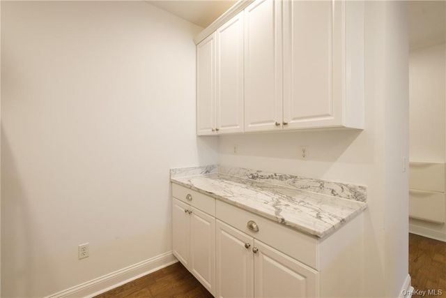 55 1ST Street 110, Pelham, NY 10803