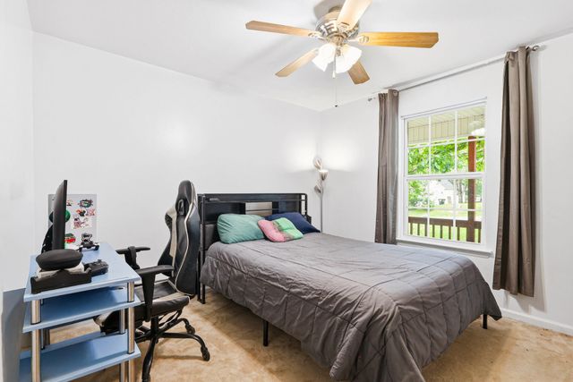 160 Pine Ridge Drive, Dayton, TN 37321