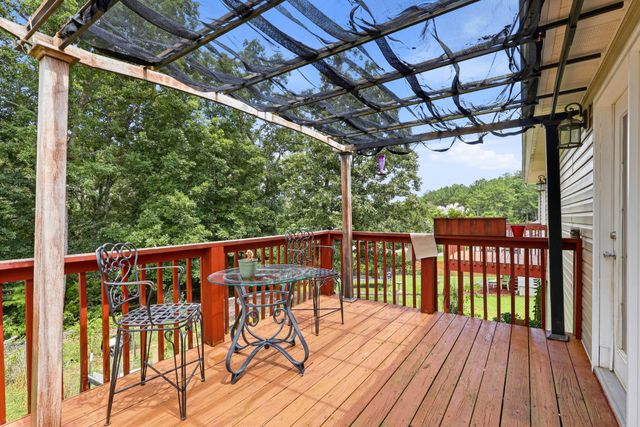 160 Pine Ridge Drive, Dayton, TN 37321