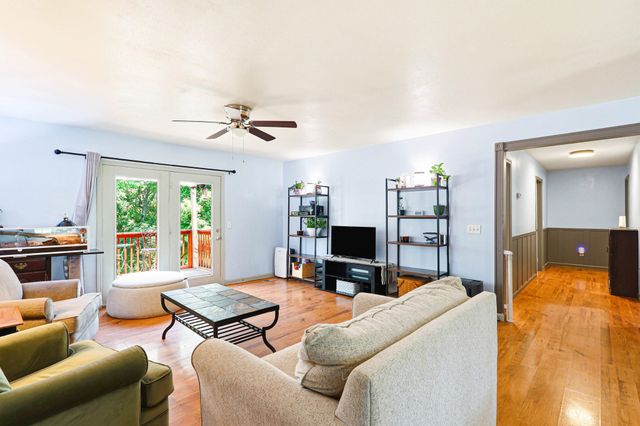 160 Pine Ridge Drive, Dayton, TN 37321