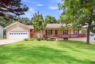 160 Pine Ridge Drive, Dayton, TN 37321