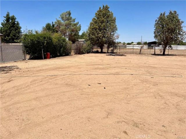 8978 7th, Hesperia, CA 92345