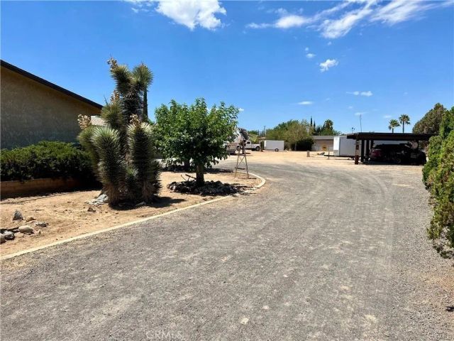 8978 7th, Hesperia, CA 92345