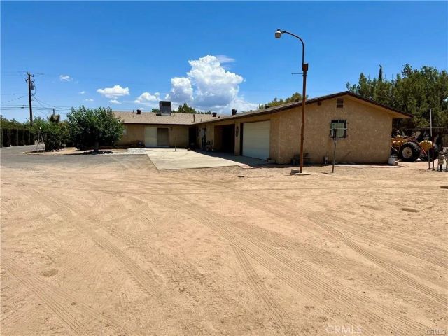 8978 7th, Hesperia, CA 92345