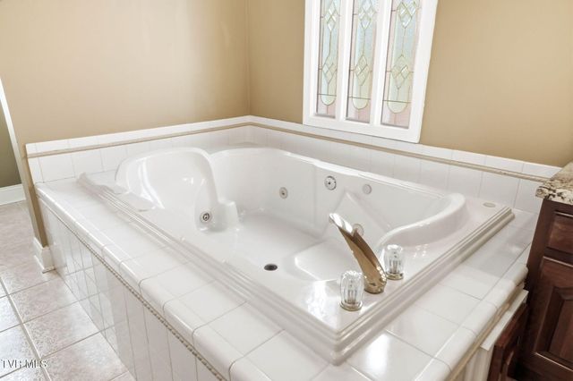 2070 King College Road, Bristol, TN 37620