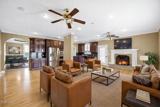 2070 King College Road, Bristol, TN 37620