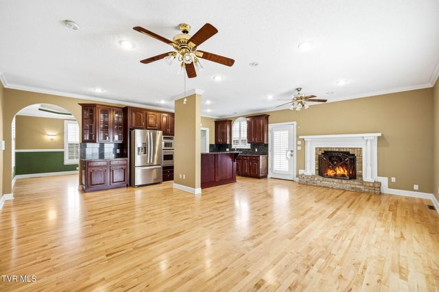 2070 King College Road, Bristol, TN 37620