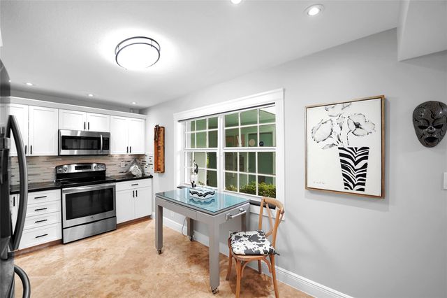 933 Cypress Grove Dr 102, Pompano Beach, FL 33069