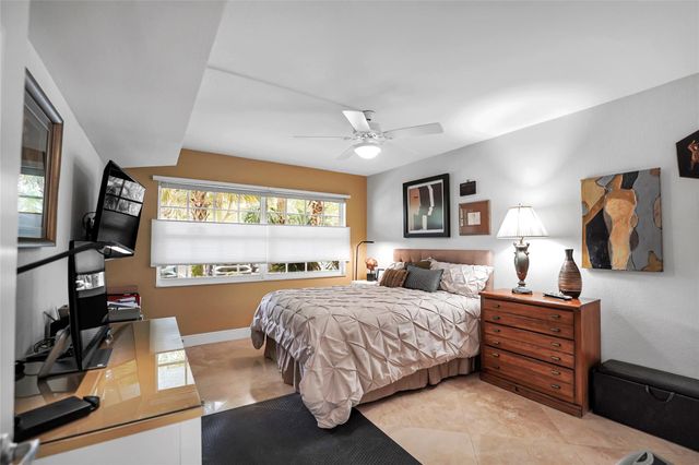 933 Cypress Grove Dr 102, Pompano Beach, FL 33069