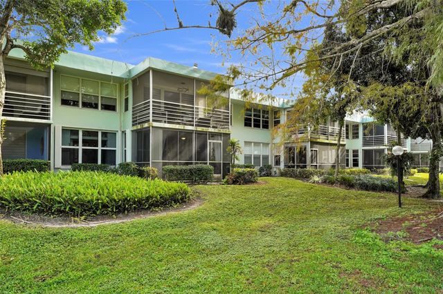 933 Cypress Grove Dr 102, Pompano Beach, FL 33069