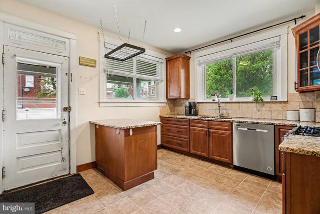 851 LOCUST ST, Columbia, PA 17512
