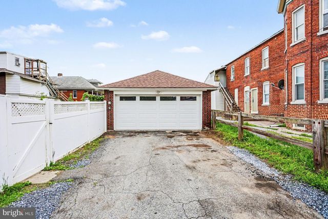 851 LOCUST ST, Columbia, PA 17512