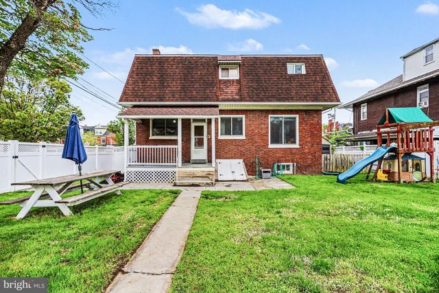 851 LOCUST ST, Columbia, PA 17512