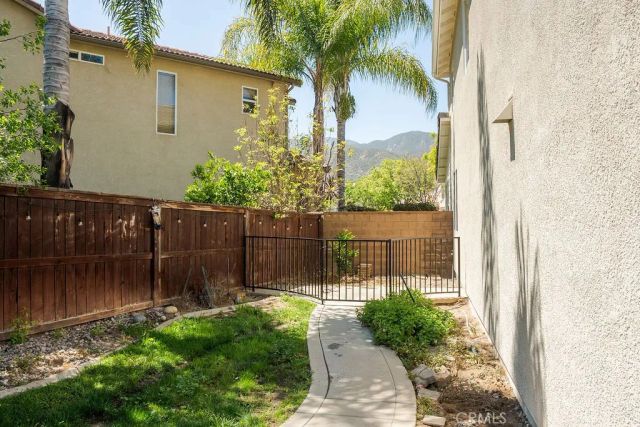 25574 Hyacinth Street, Corona, CA 92883