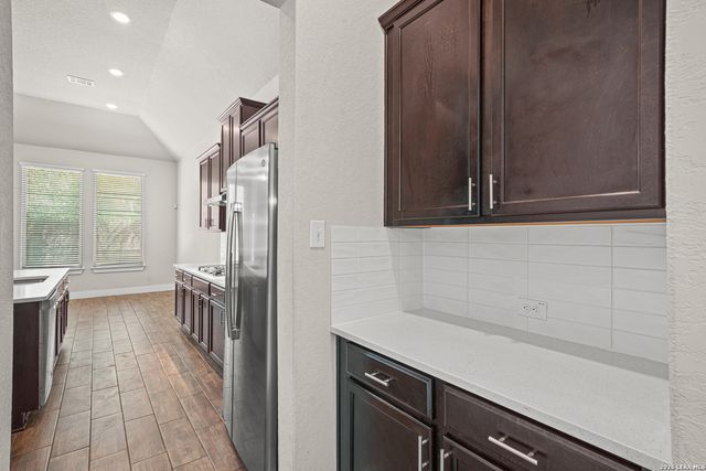 12006 TOWER CRK, San Antonio, TX 78253