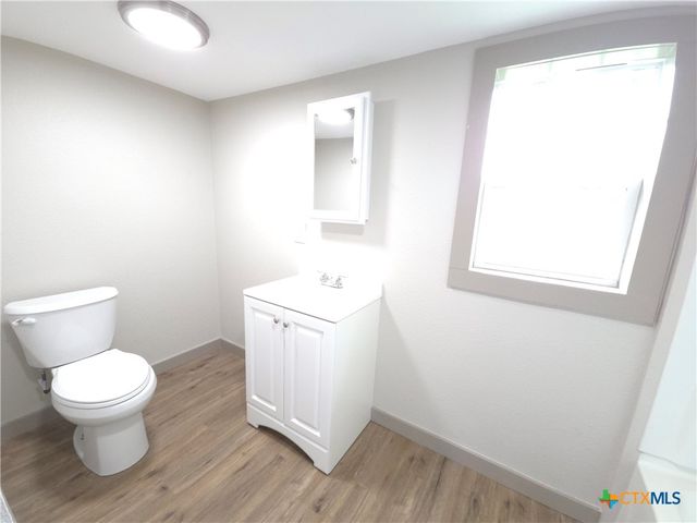 2605 Plainview Street, Victoria, TX 77901