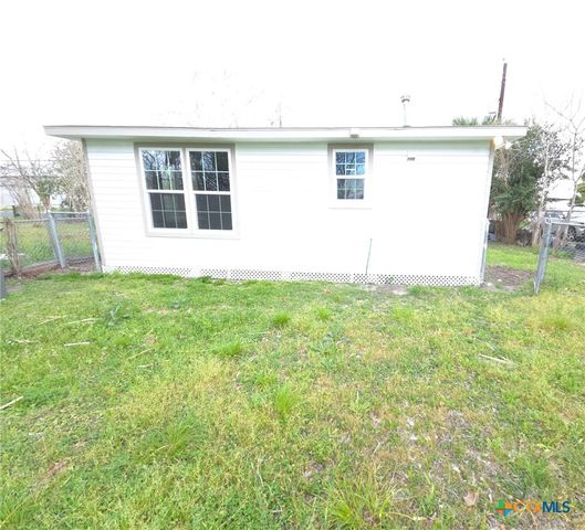 2605 Plainview Street, Victoria, TX 77901