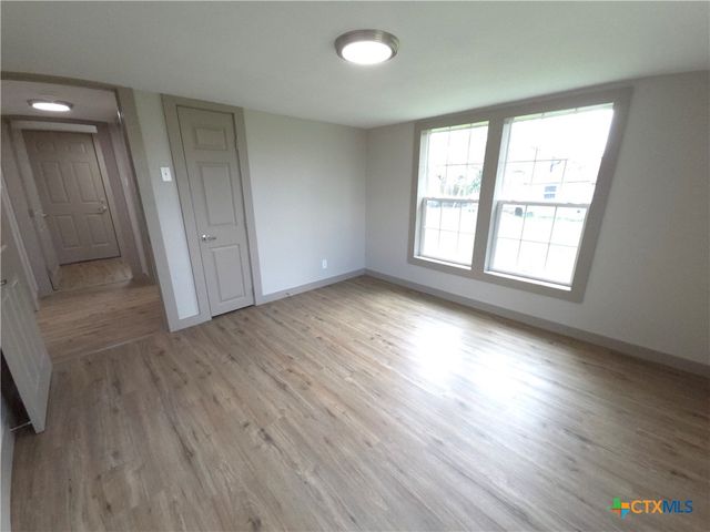 2605 Plainview Street, Victoria, TX 77901