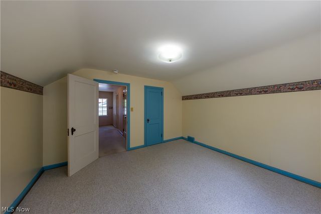 2614 Charney Road, University Heights, OH 44118