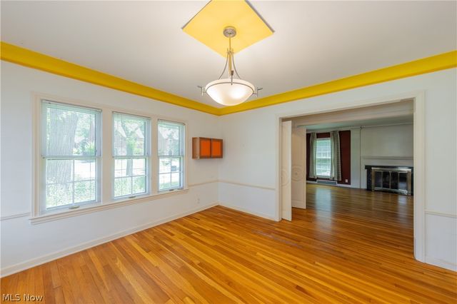 2614 Charney Road, University Heights, OH 44118