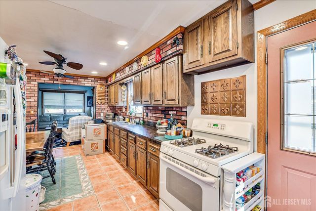 615 Greenwood Avenue, Old Bridge, NJ 08879