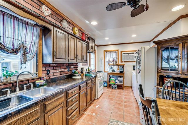 615 Greenwood Avenue, Old Bridge, NJ 08879