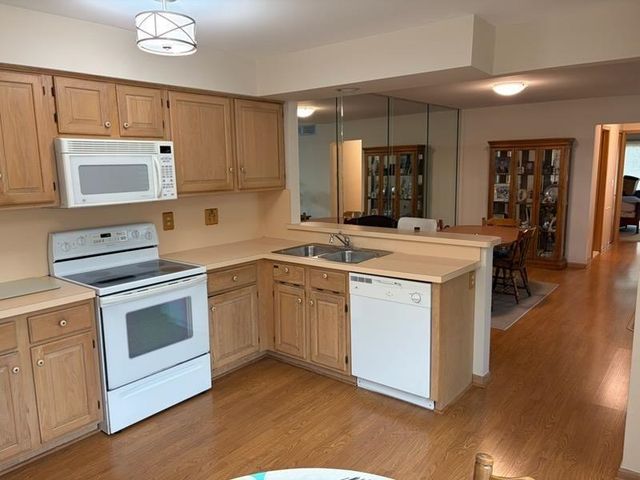 16600 Sarjay Drive, Clinton Township, MI 48038