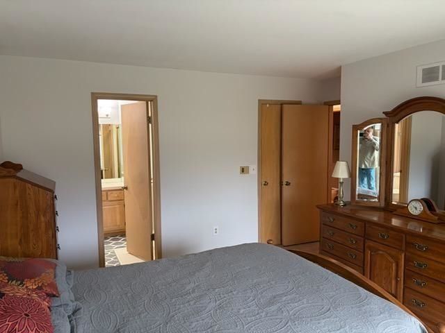 16600 Sarjay Drive, Clinton Township, MI 48038