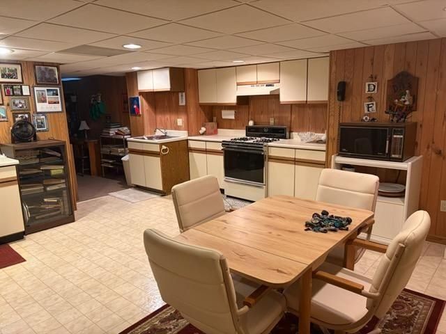 16600 Sarjay Drive, Clinton Township, MI 48038