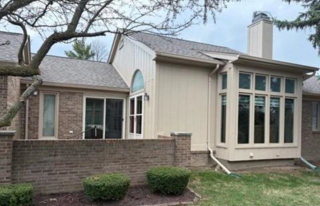 16600 Sarjay Drive, Clinton Township, MI 48038
