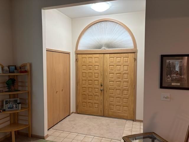 16600 Sarjay Drive, Clinton Township, MI 48038