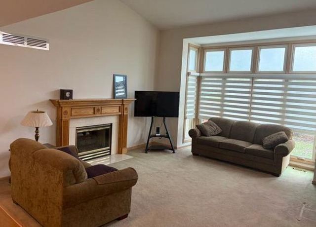 16600 Sarjay Drive, Clinton Township, MI 48038