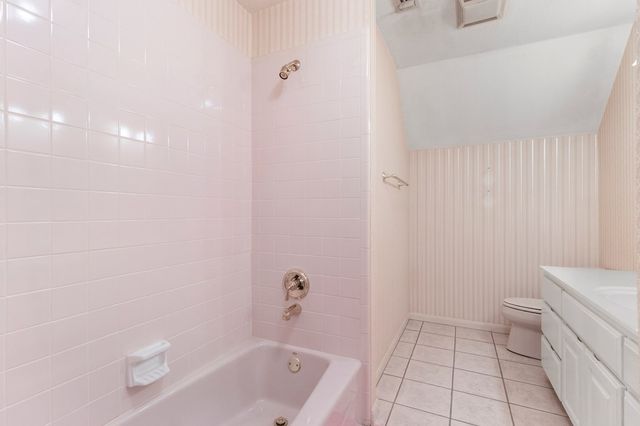 369 Deer Valley Rd, Bandera, TX 78003