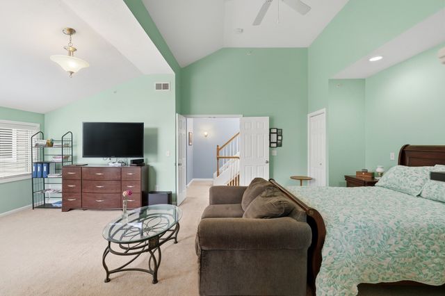 23 Governors Way D, Milford, MA 01757