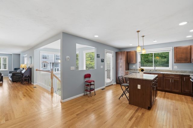23 Governors Way D, Milford, MA 01757