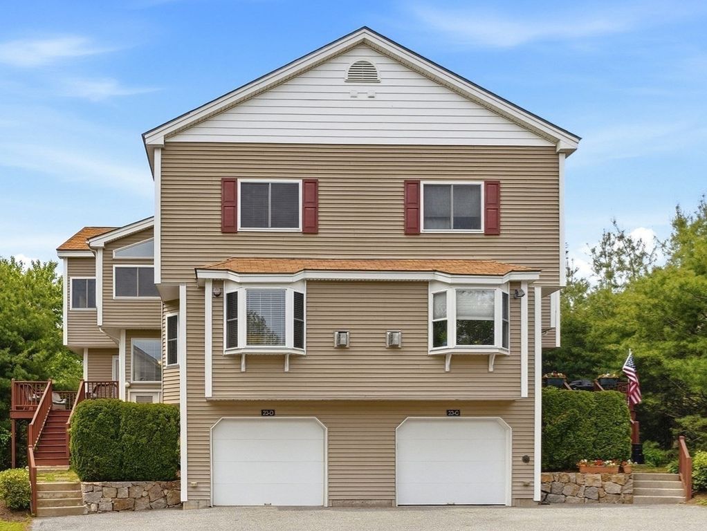 23 Governors Way D, Milford, MA 01757
