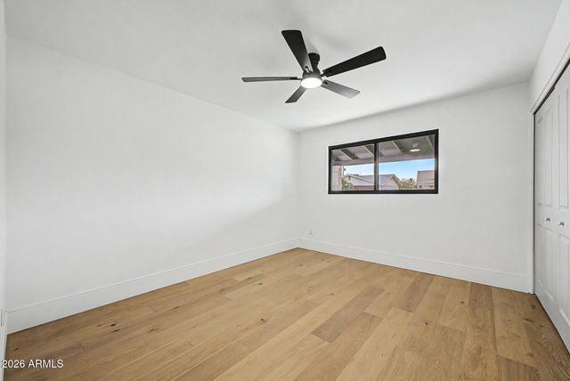 8008 E WHITTON Avenue, Scottsdale, AZ 85251