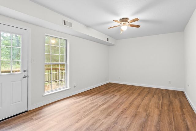 5239 Point Lavista, Malakoff, TX 75148