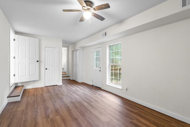 5239 Point Lavista, Malakoff, TX 75148