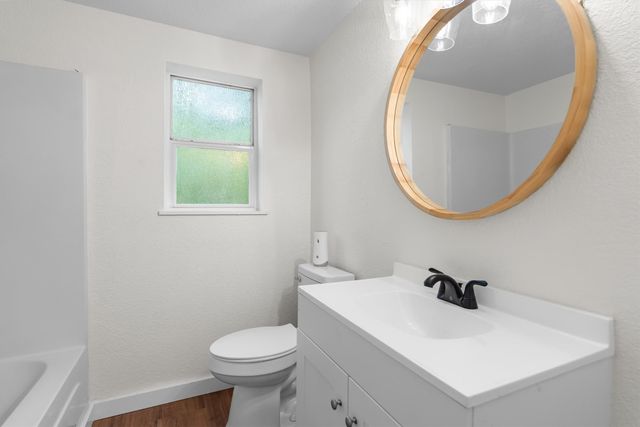 5239 Point Lavista, Malakoff, TX 75148
