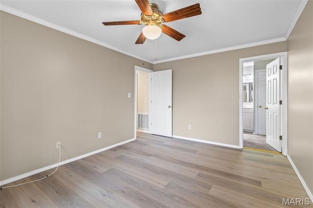 5162 Hollow Wood Court B, St Louis, MO 63128