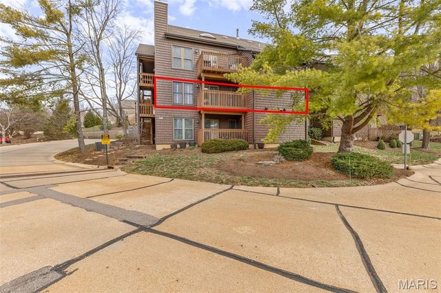 5162 Hollow Wood Court B, St Louis, MO 63128