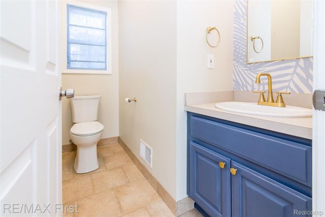 1320 Hartrick Avenue, Royal Oak, MI 48067